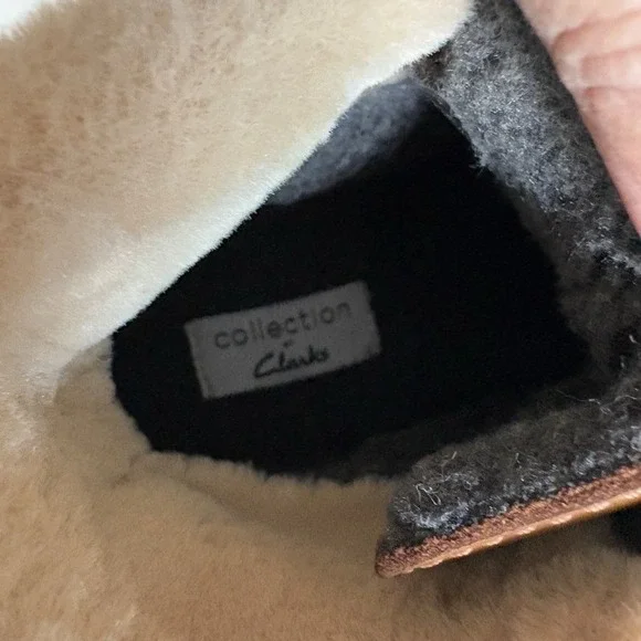 CLARK Leighly Lace Boot Women's Size 8M Brown Faux Fur Trim Ankle Bootie NIB - Picture 3 of 13